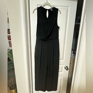 Black Draped v-neck stretchy comfortable Jumpsuit w/ Pockets! Perfect for work
